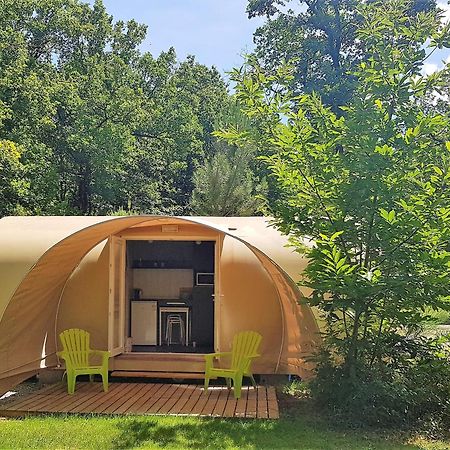 Camping Bois De St Hilaire Chalandray Exteriér fotografie