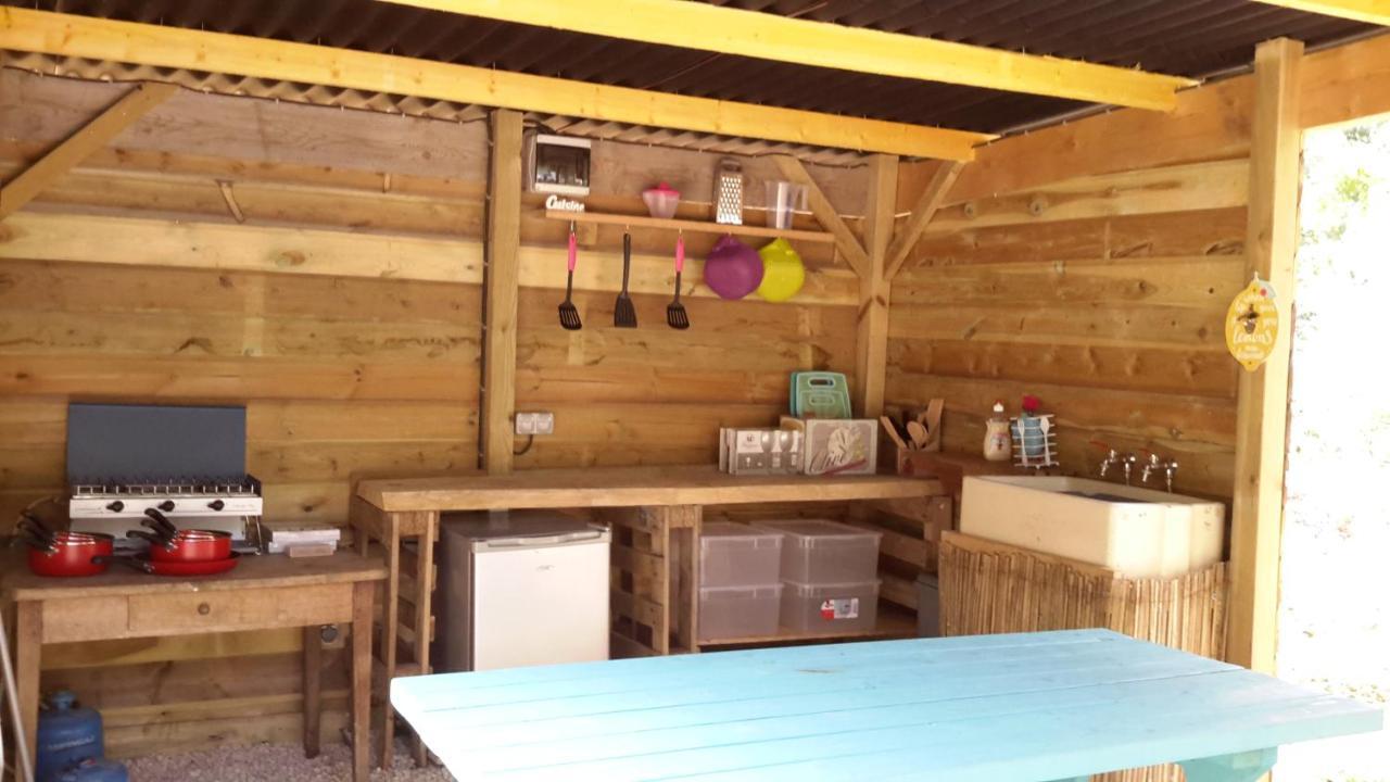 Camping Bois De St Hilaire Chalandray Exteriér fotografie