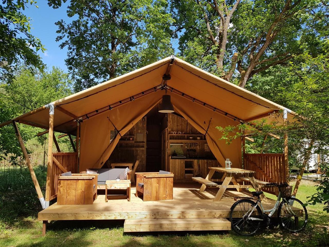 Camping Bois De St Hilaire Chalandray Exteriér fotografie