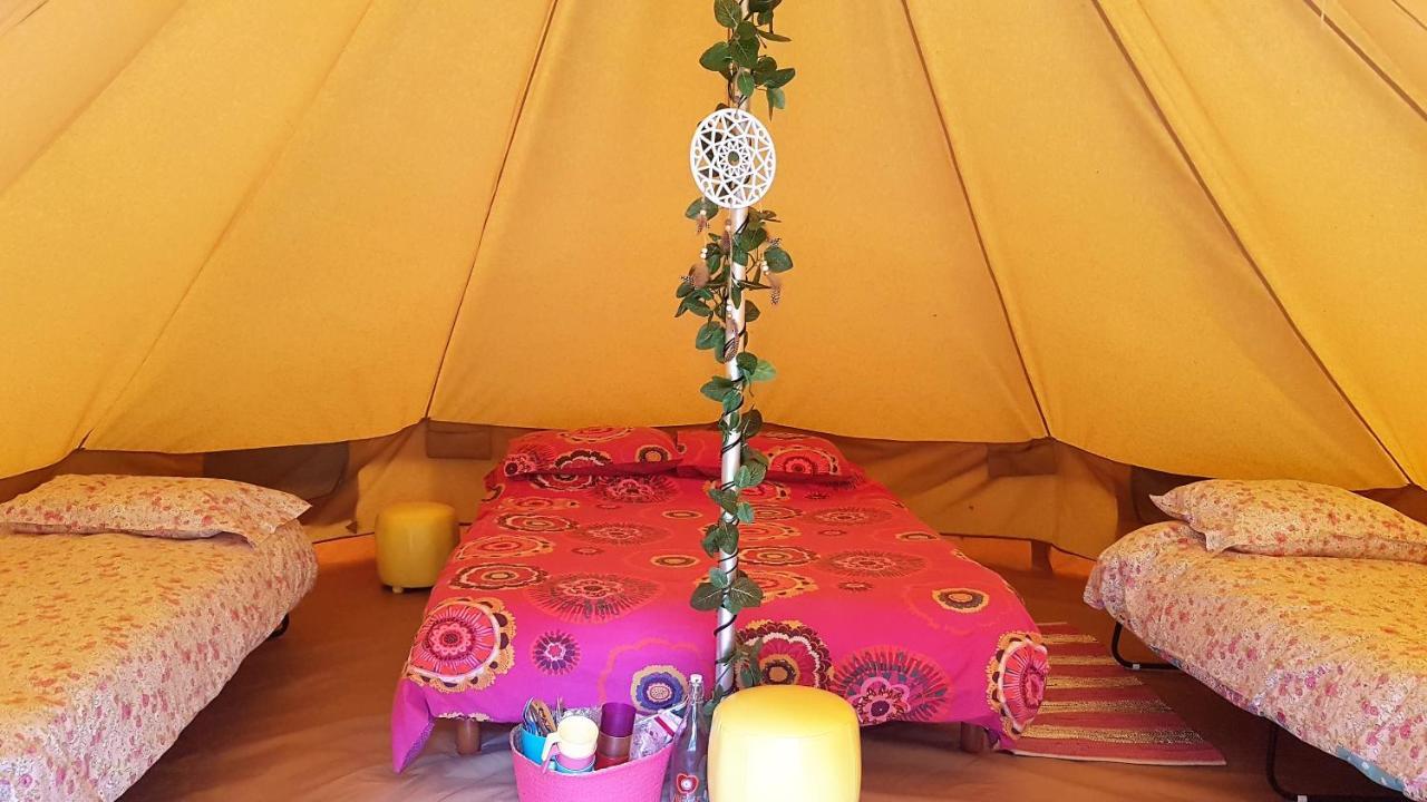 Camping Bois De St Hilaire Chalandray Exteriér fotografie
