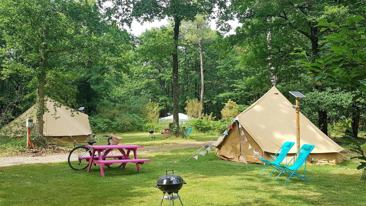 Camping Bois De St Hilaire Chalandray Exteriér fotografie